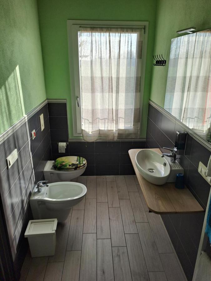 B&B Ai Prati Lesignana Exterior photo